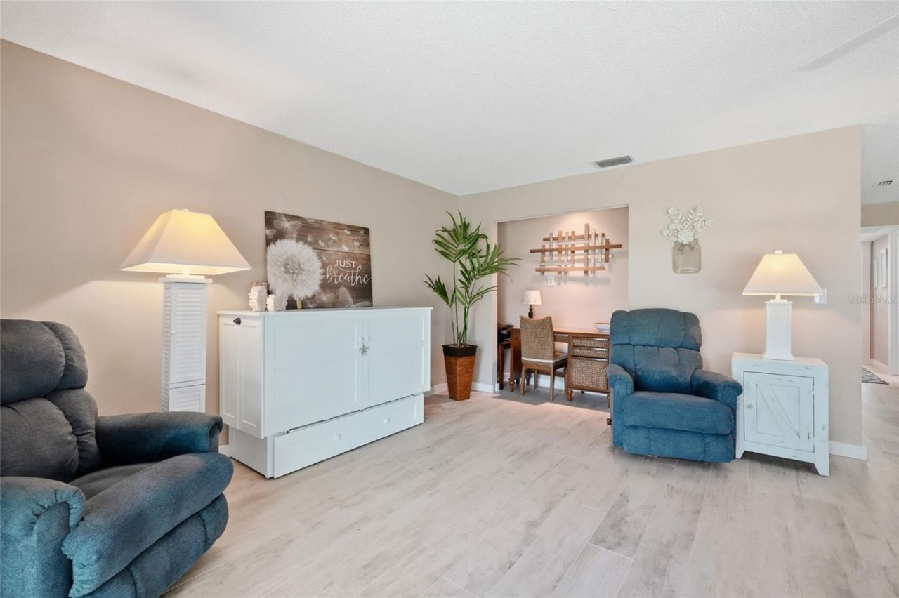 314 Wexford Terrace, Unit 166, Venice, FL 34293 Photo