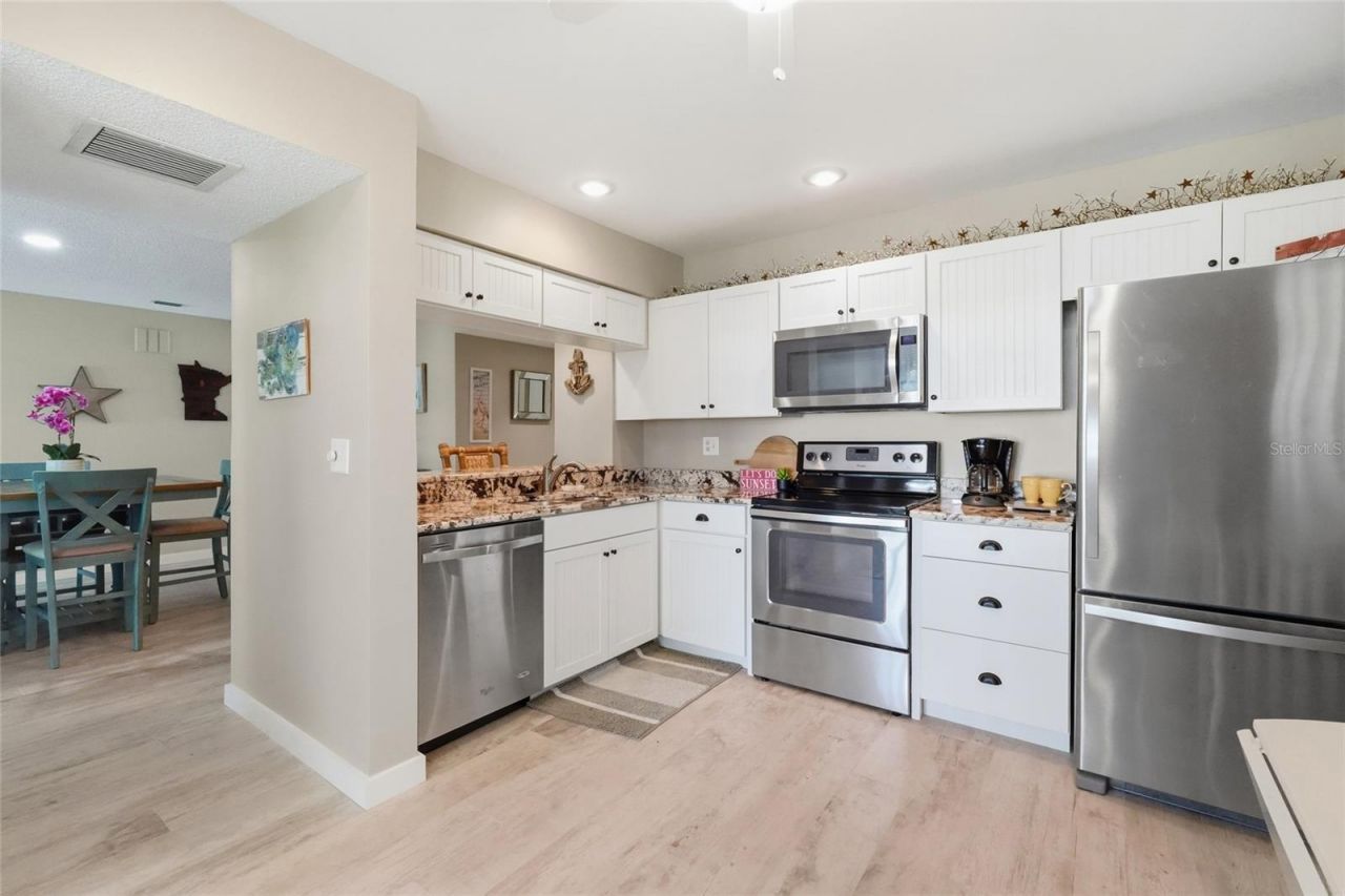 314 Wexford Terrace, Unit 166, Venice, FL 34293 Photo