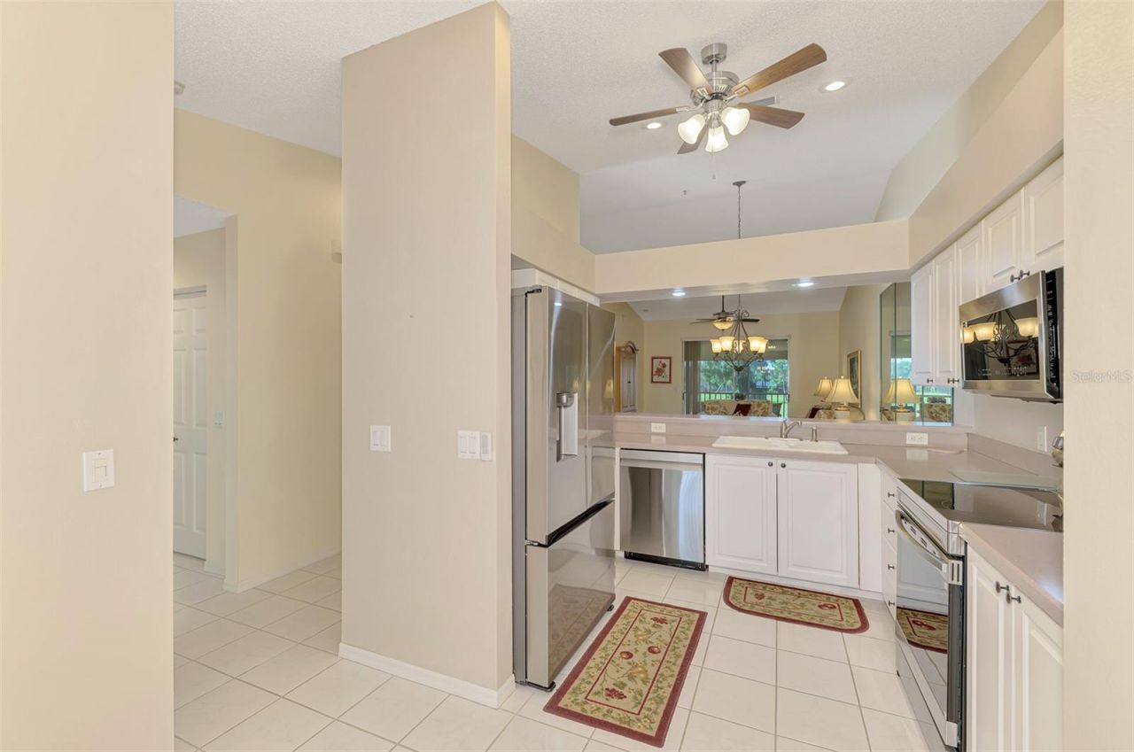 6904 Drewrys Bluff, Unit 807, Bradenton, FL 34203 Photo
