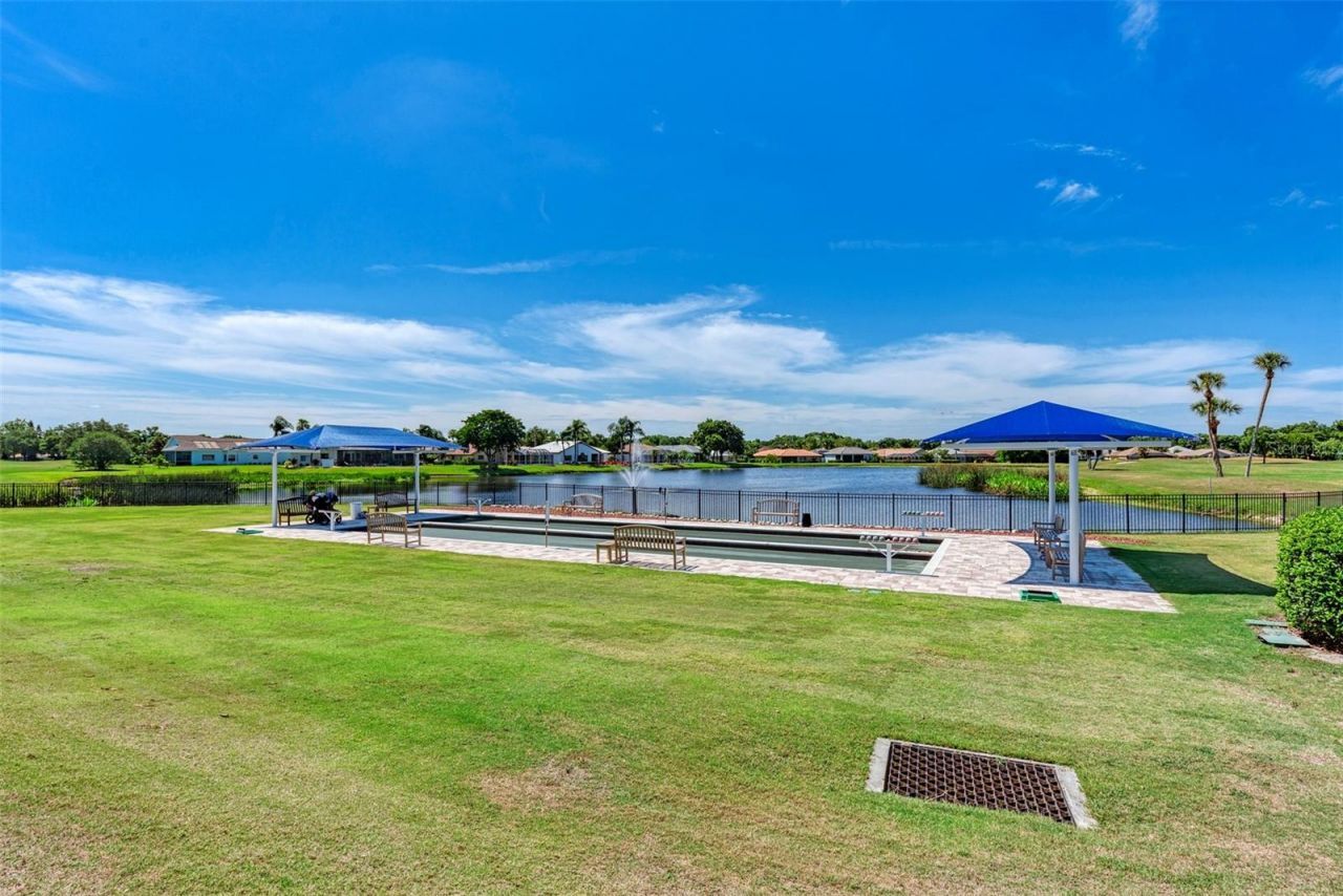 6904 Drewrys Bluff, Unit 807, Bradenton, FL 34203 Photo