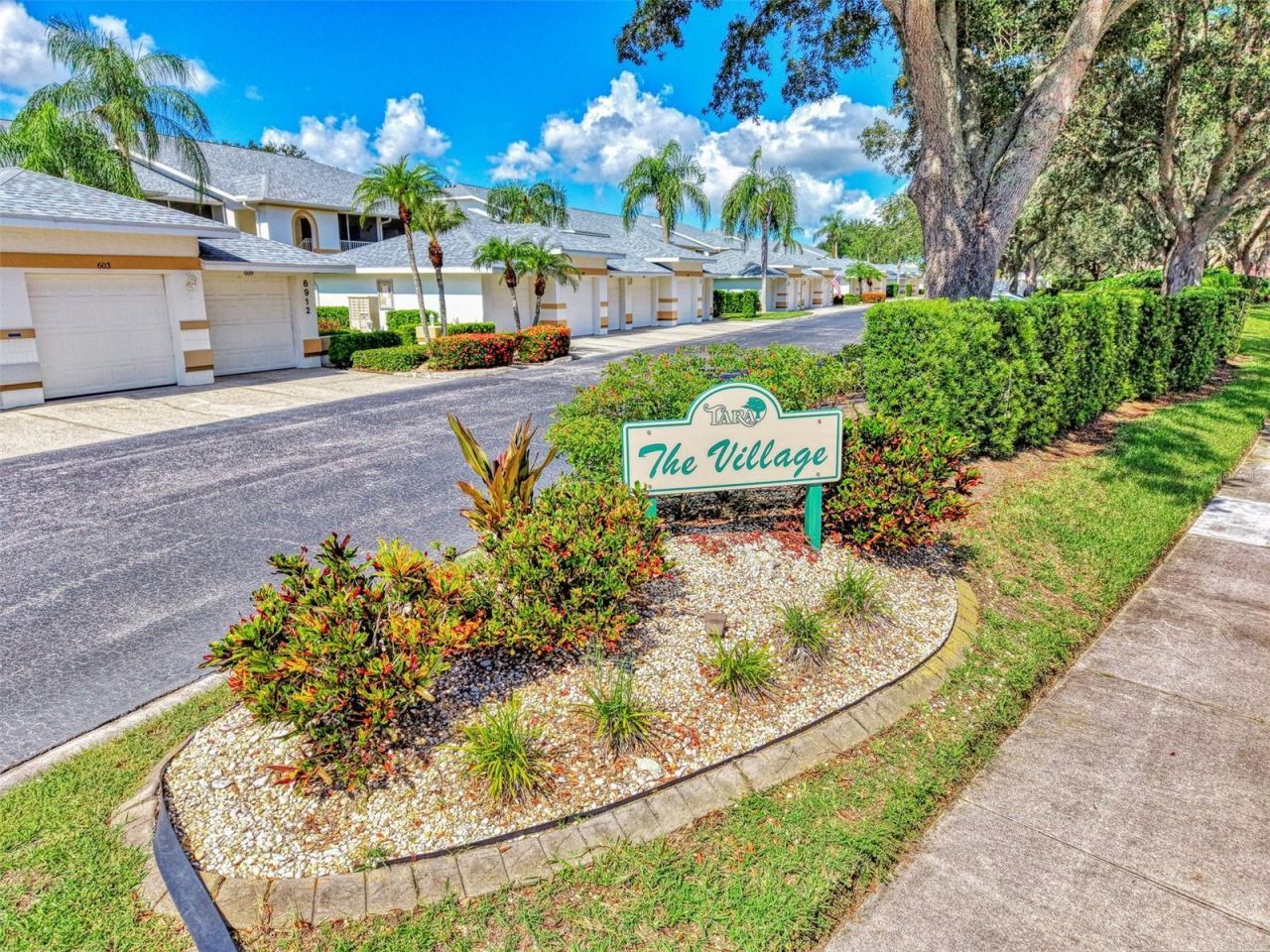 6904 Drewrys Bluff, Unit 807, Bradenton, FL 34203 Photo