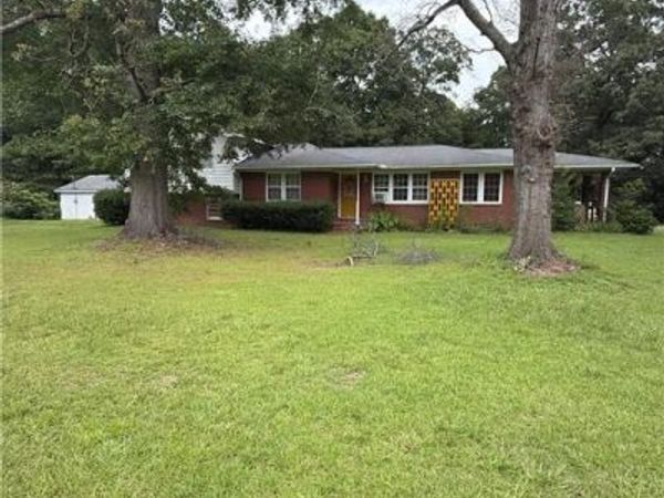 4490 Mason Creek Road , Winston, GA 30187