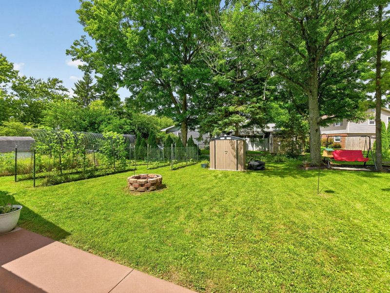 803 Ridgeview Drive, Bellefontaine, OH 43311 Photo 16