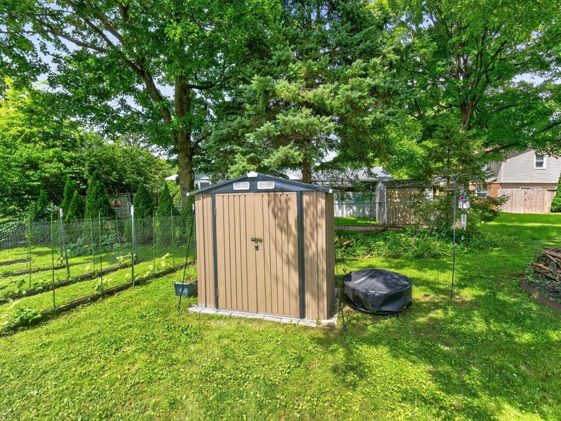 803 Ridgeview Drive, Bellefontaine, OH 43311 Photo 8