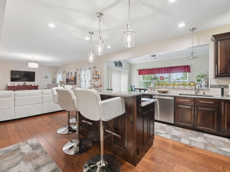 5698 Queen Victoria Street, Groveport, OH 43125 Photo 10