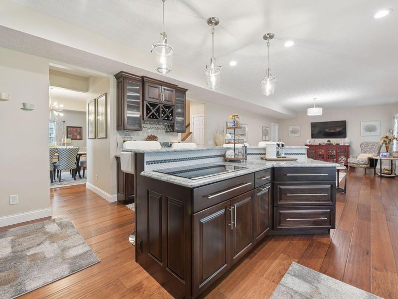 5698 Queen Victoria Street, Groveport, OH 43125 Photo 11