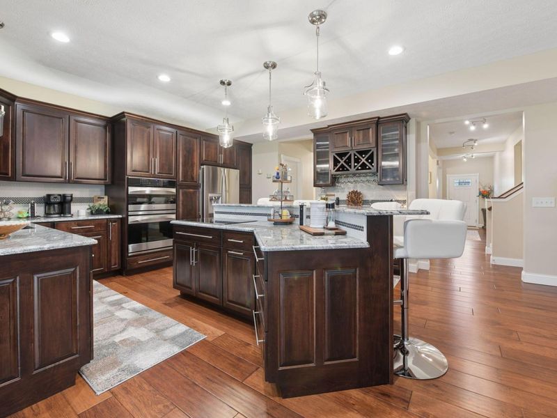 5698 Queen Victoria Street, Groveport, OH 43125 Photo 12