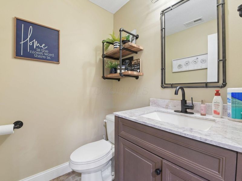 5698 Queen Victoria Street, Groveport, OH 43125 Photo 45