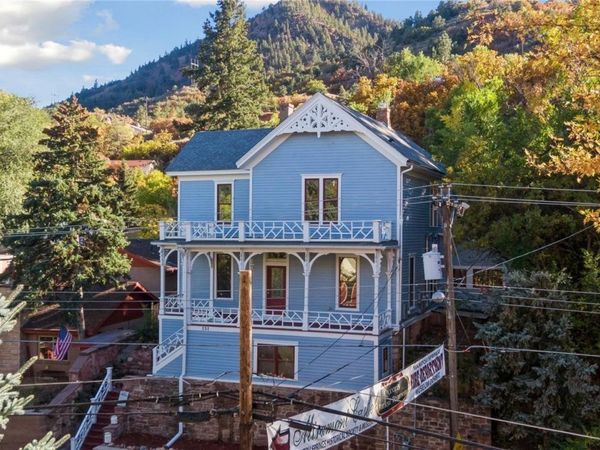151 Ruxton Avenue , Manitou Springs, CO 80829