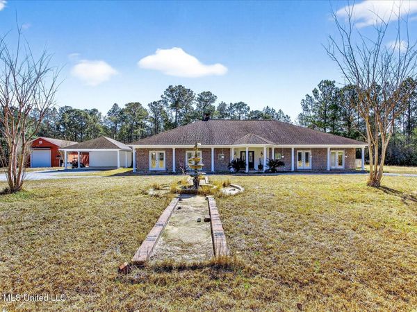 20419 Robinson Road, Gulfport, MS 39503
