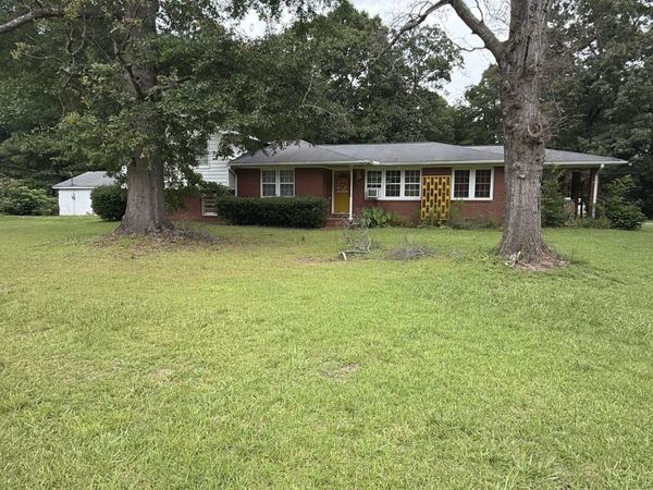 4490 Mason Creek Road, Winston, GA 30187