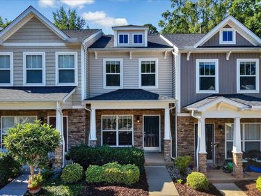 8811 Orchard Grove Way, Raleigh, NC 27612