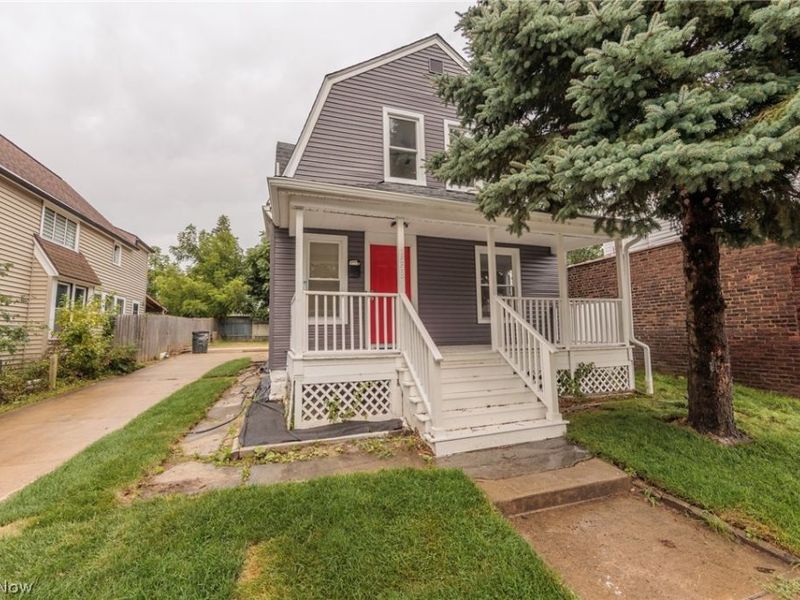 1558 Winchester Avenue, Lakewood, OH 44107 Photo 2