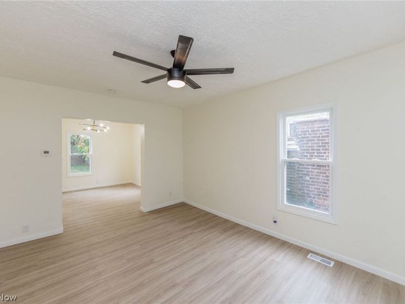 1558 Winchester Avenue, Lakewood, OH 44107 Photo 9