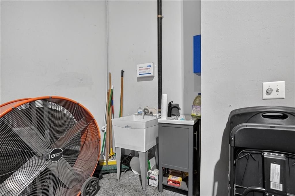 17000 Alico Commerce Ct, Unit 1800 - 101, Fort Myers, FL 33967 Photo