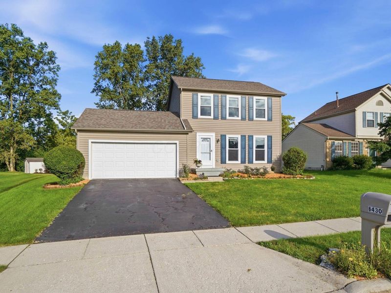 6430 Riverstone Drive, Columbus, OH 43228 Photo 2