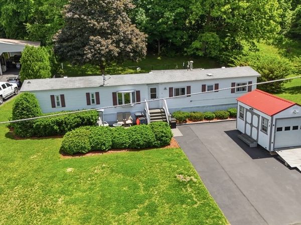 8 Donahue Lane, Grafton, MA 01536