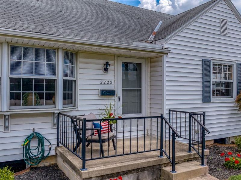 2220 Stahlwood Drive, Sandusky, OH 44870 Photo 4