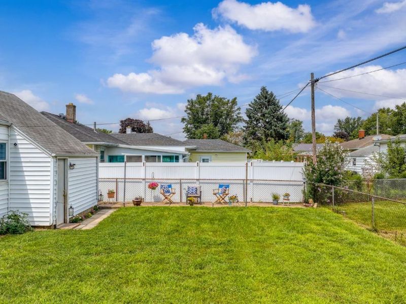 2220 Stahlwood Drive, Sandusky, OH 44870 Photo 9
