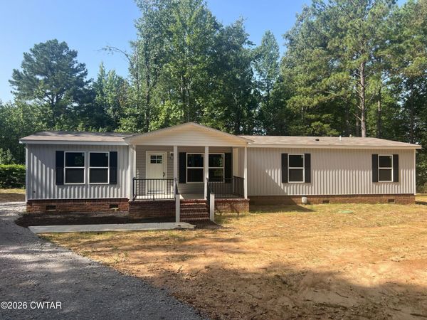 615 Highway 22 A Street , Lexington, TN 38351
