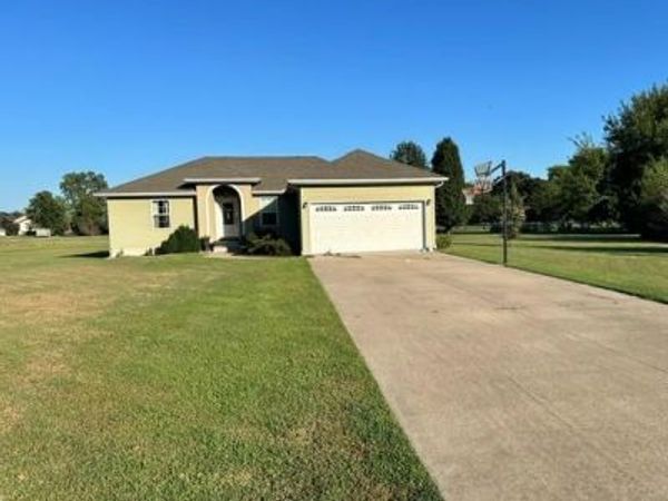 6 Judy Drive , Sikeston, MO 63801