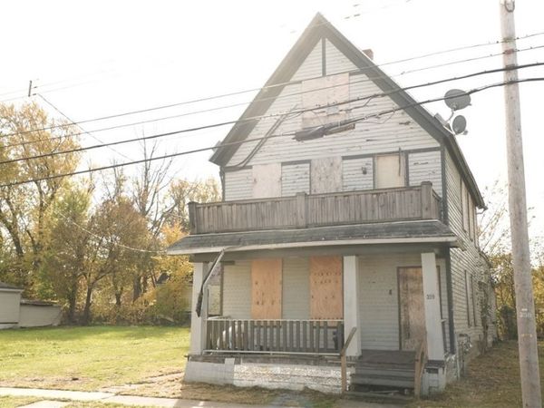 359 Riley Street, Buffalo, NY 14208