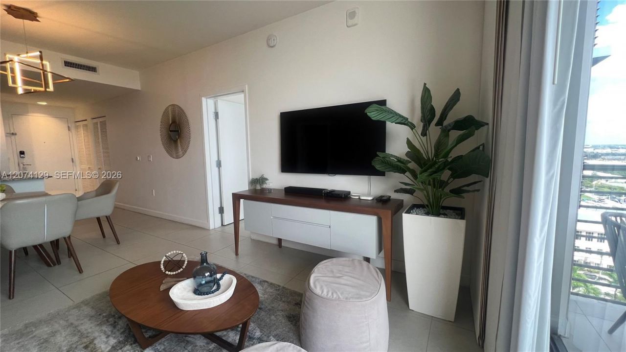 5350 NW 84th Ave , Unit 1605, Doral, FL 33166 Photo