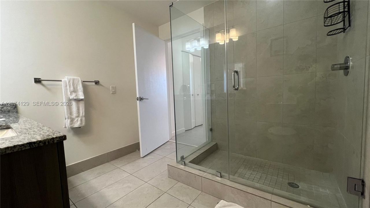 5350 NW 84th Ave , Unit 1605, Doral, FL 33166 Photo