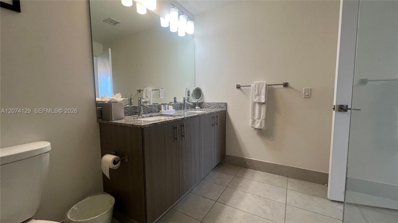 5350 NW 84th Ave , Unit 1605, Doral, FL 33166 Photo