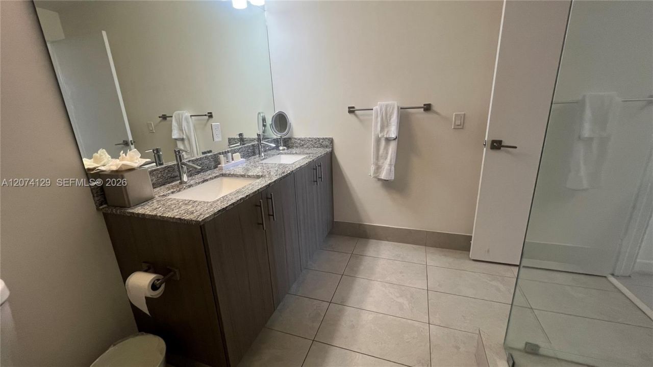 5350 NW 84th Ave , Unit 1605, Doral, FL 33166 Photo