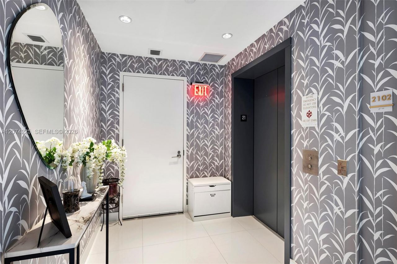 788 NE 23rd St , Unit 2102, Miami, FL 33137 Photo