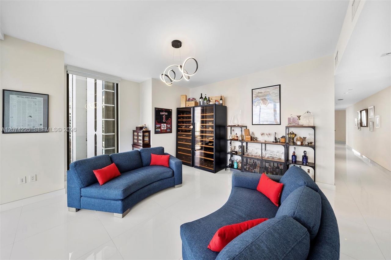 788 NE 23rd St , Unit 2102, Miami, FL 33137 Photo