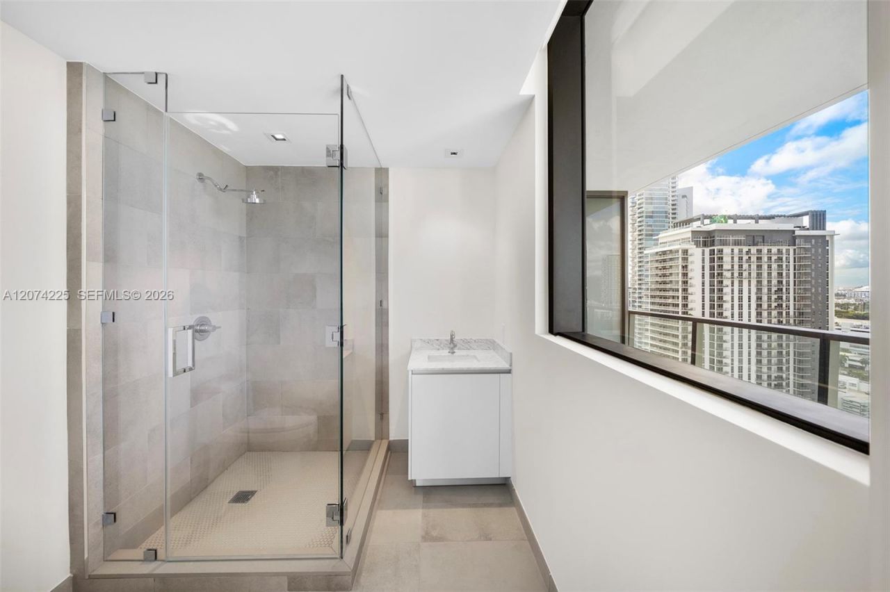 788 NE 23rd St , Unit 2102, Miami, FL 33137 Photo