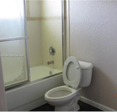 1050 NW 4th St , Boynton Beach, FL 33435 Photo