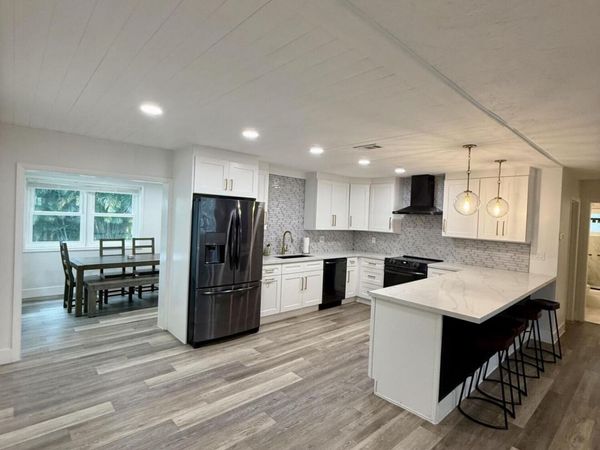 511 SW NORTH RIVER POINT Drive, Stuart, FL 34994