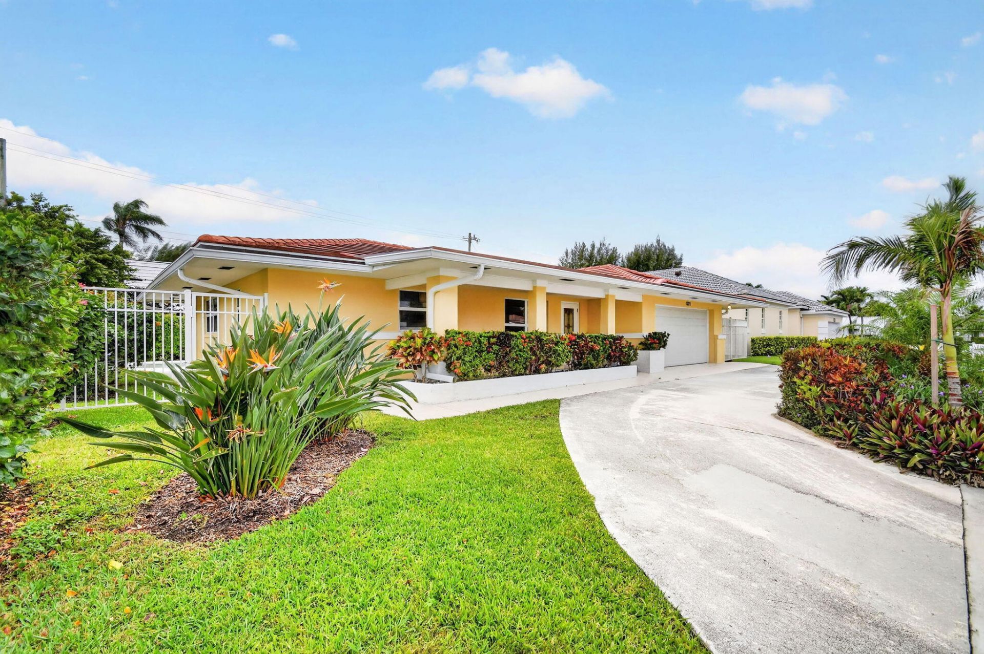 1221 Singer Drive, Singer Island, FL 33404 Photo