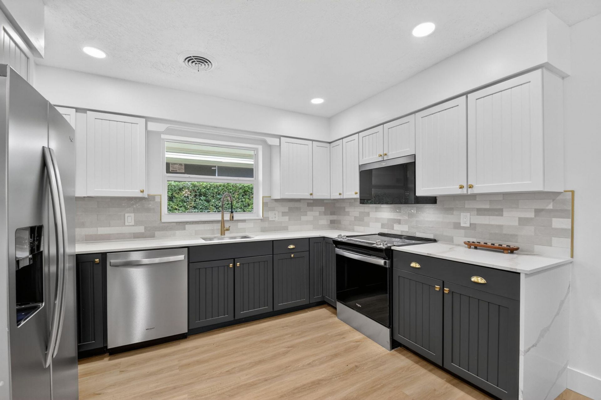 1221 Singer Drive, Singer Island, FL 33404 Photo