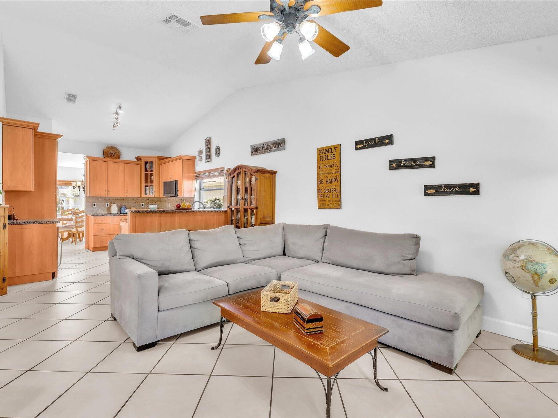 420 NW 188th Terrace, Pembroke Pines, FL 33029 Photo