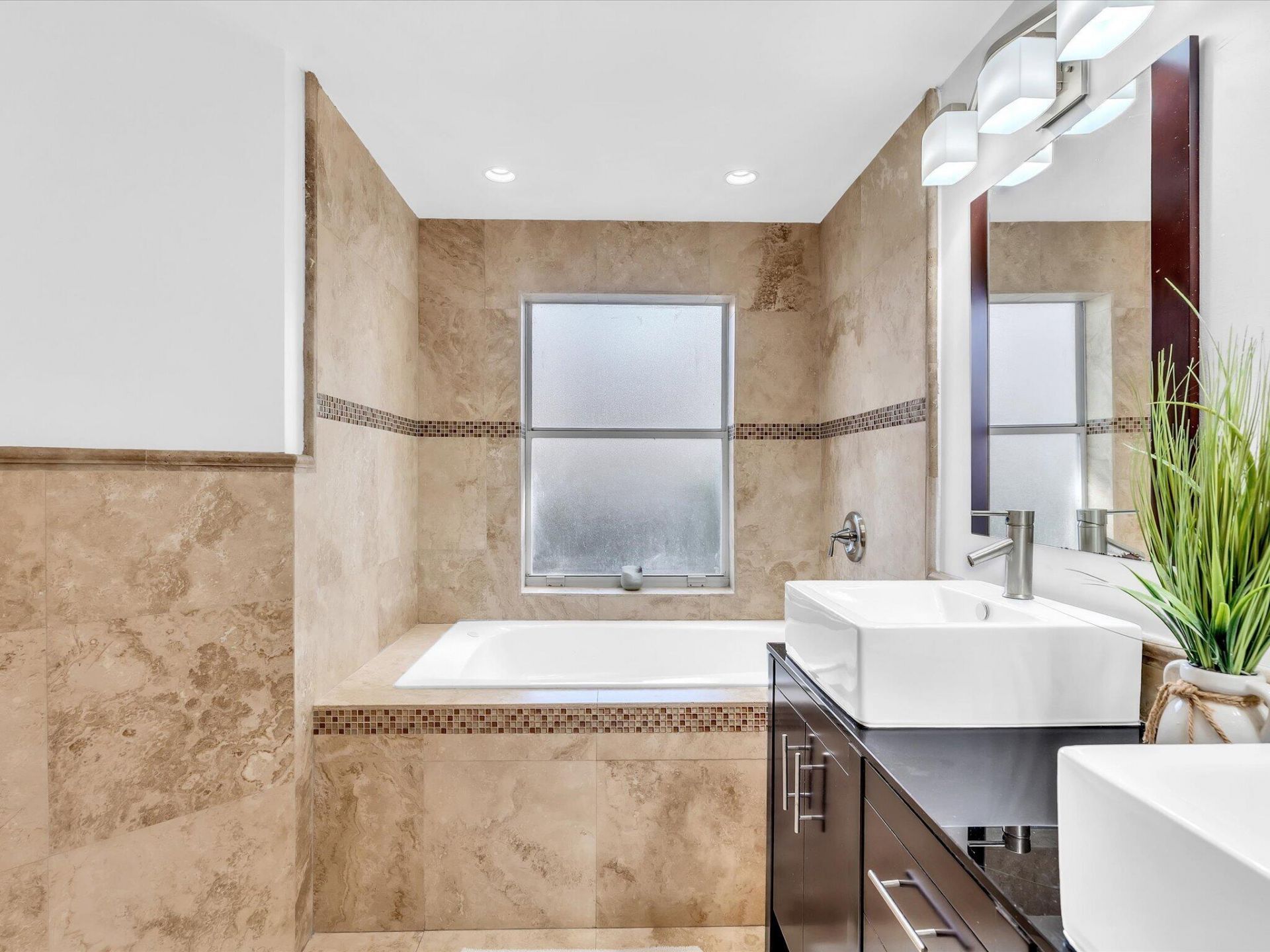 420 NW 188th Terrace, Pembroke Pines, FL 33029 Photo