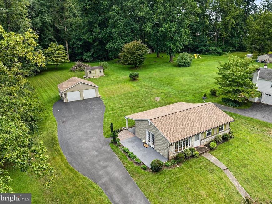 48 New Road , Elverson, PA 19520 Main Photo