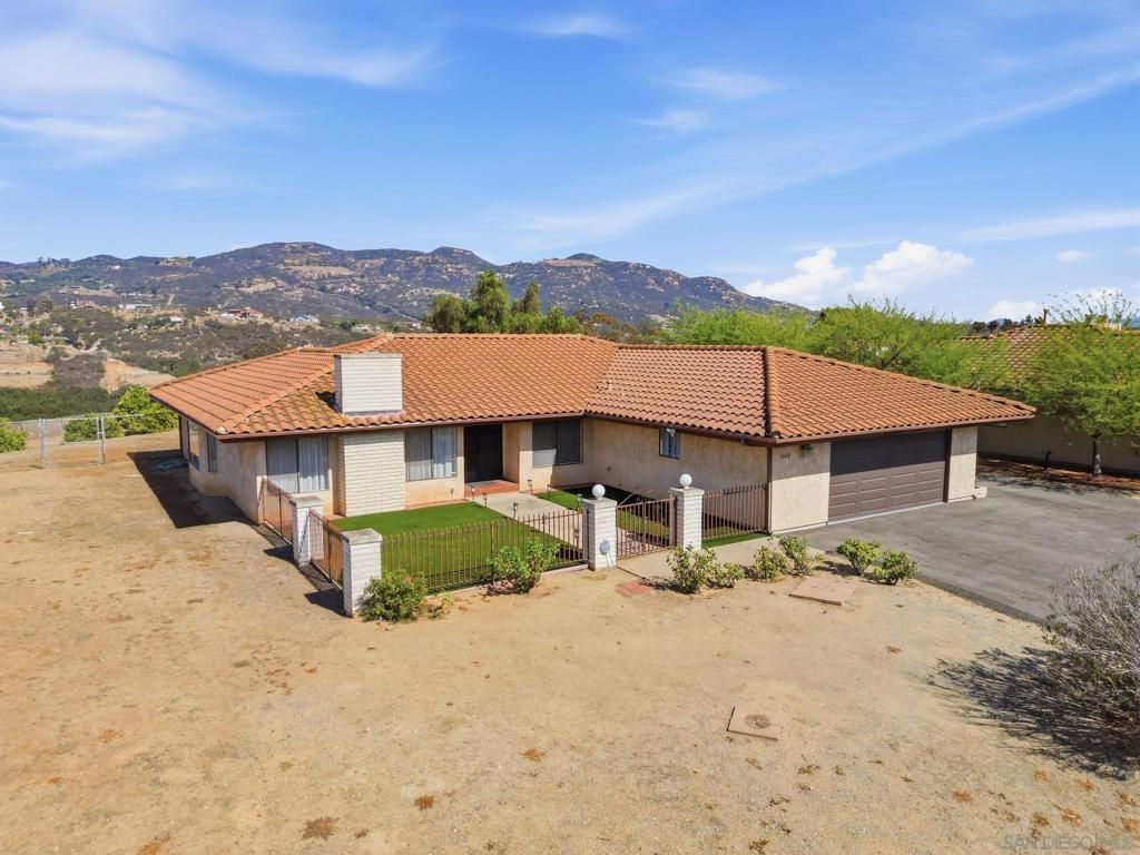 3249 Pleasant View Ln, Jamul, CA 91935 Main Photo
