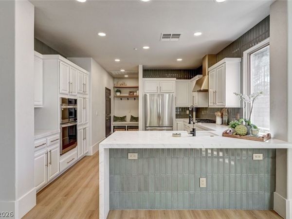 26 Strada Principale, Henderson, NV 89011