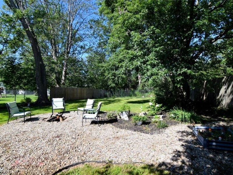 696 High Street, Bedford, OH 44146 Photo 31