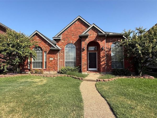 5645 Overland Drive, The Colony, TX 75056