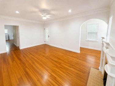 3252 S University Drive, Fort Worth, TX 76109