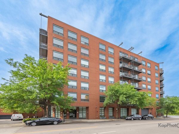 859 W Erie Street , Unit 506, Chicago, IL 60642