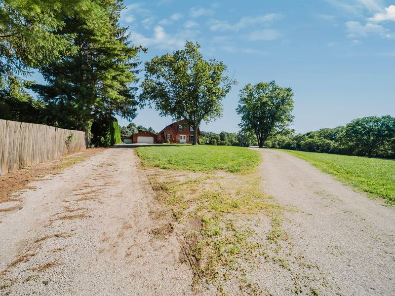 865 W Geiserman Road, Piqua, OH 45356 Photo 3