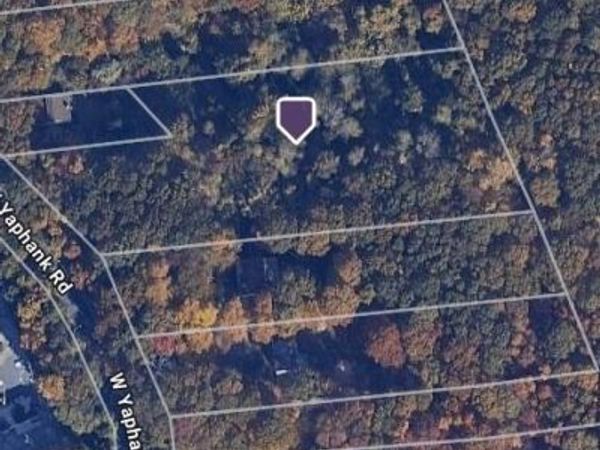 124 W Yaphank Road, Coram, NY 11727