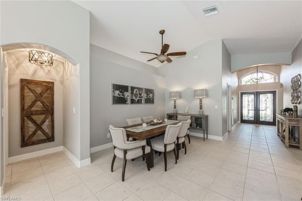 2438 Butterfly Palm Dr , Naples, FL 34119 Photo