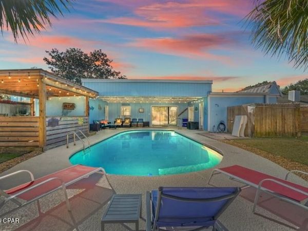 105 Grand Lagoon Shores Drive, Unit 6, Panama City, FL 32407